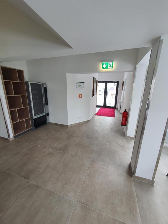 Hotel Zur Traube Moglingen Екстер'єр фото